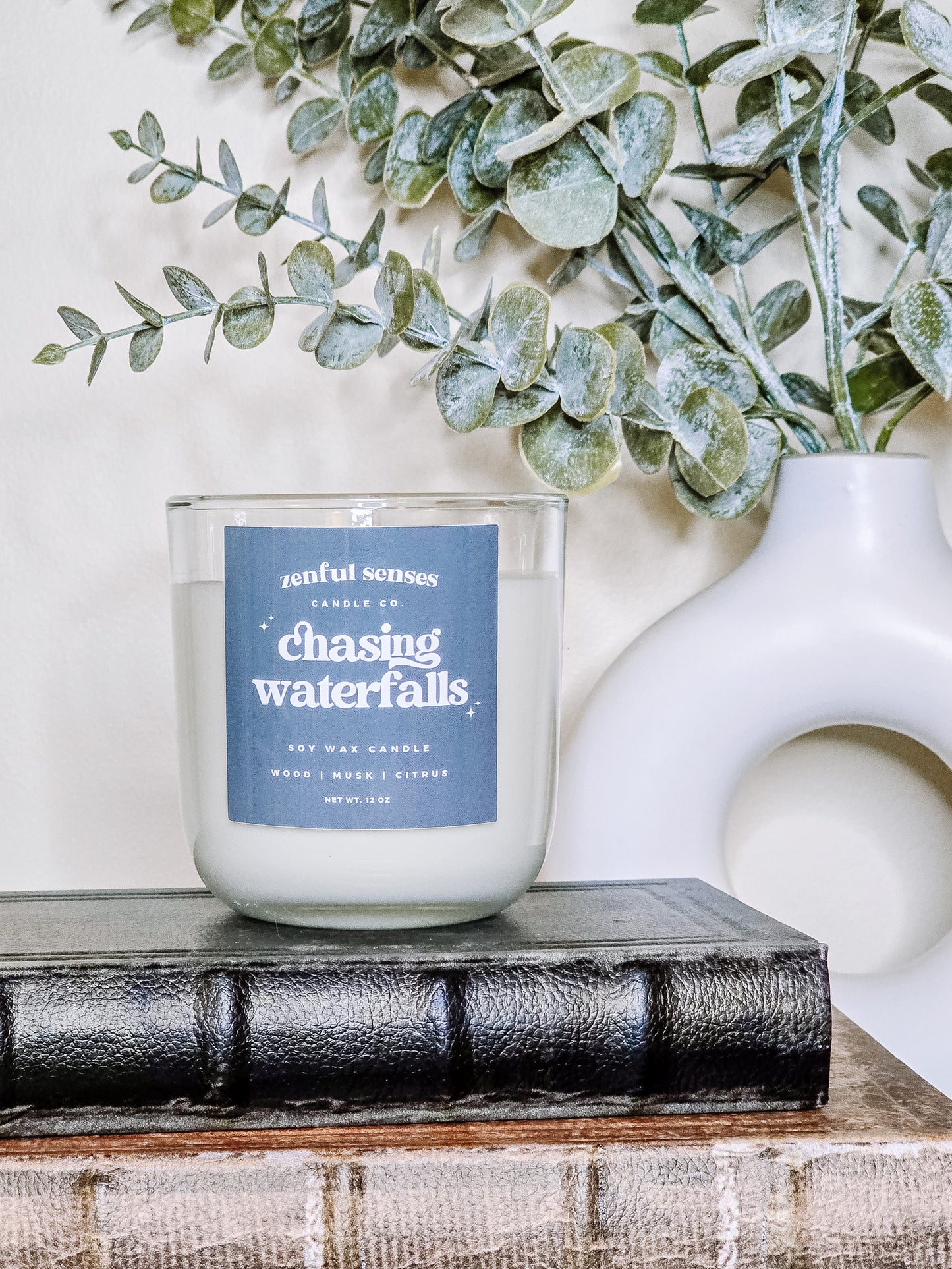 Chasing waterfalls candle - Zenful Senses